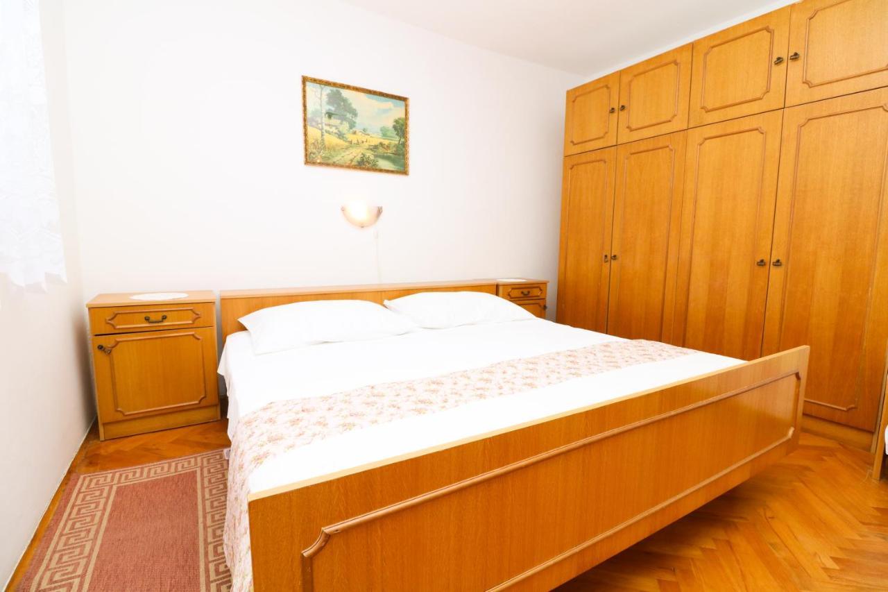 Apartment Beti With Balcony Baska  Ngoại thất bức ảnh